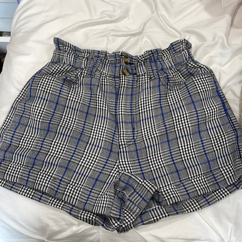 American Eagle printed shorts